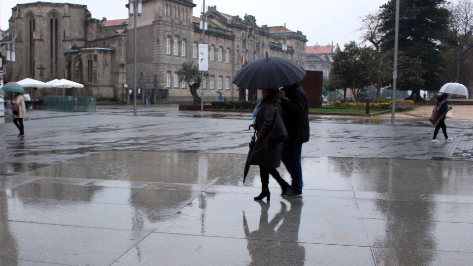 Lluvia en Pontevedra. OLGA FERNÁNDEZ