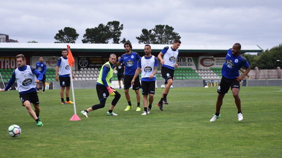 Jugadores del Deportivo de La Coruña prepararon su pretemporada en Vilalba.AEP