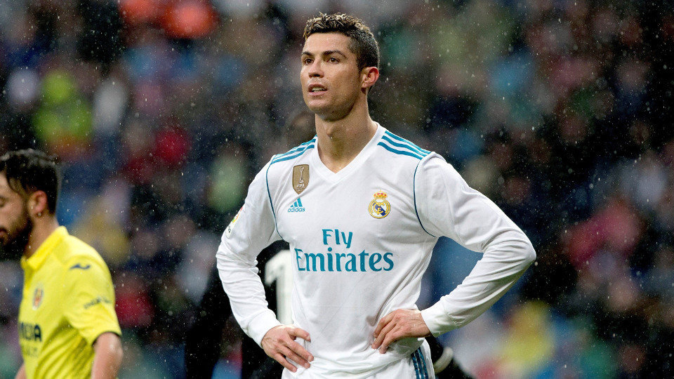 Cristiano Ronaldo vive sus horas más bajas en el Real Madrid. RODRIGO JIMÉNEZ (EFE)