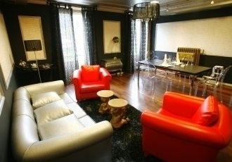 Salón 'Bartók' del restaurante compostelano 'Calderón' (Foto: Siro González)