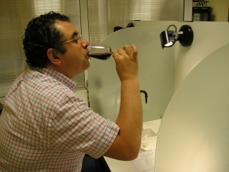 Cata de los vinos de Monterrei (Foto: C.R.D.O. Monterrei)