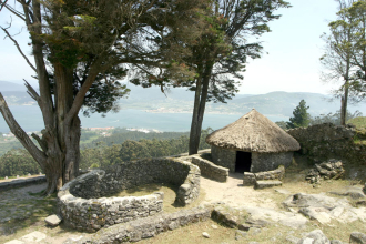 F:GALGASFOTOSGALICIA GASTRONOMICAFIESTASfesta do monte a guardaINTERIOR_1_santa_tecla_rias_baixas_1.jpg