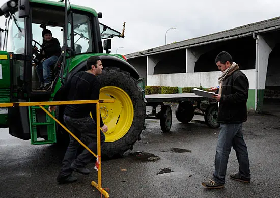 Elio Campos, tercero en el dominio del tractor