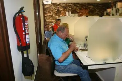 Un momento de la cata (Foto: TOÑO PARGA)