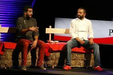 Diego Pazos y Marcos Cerqueiro (Abastos 2.0), el martes en Santiago (Foto: PEPE FERRÍN)