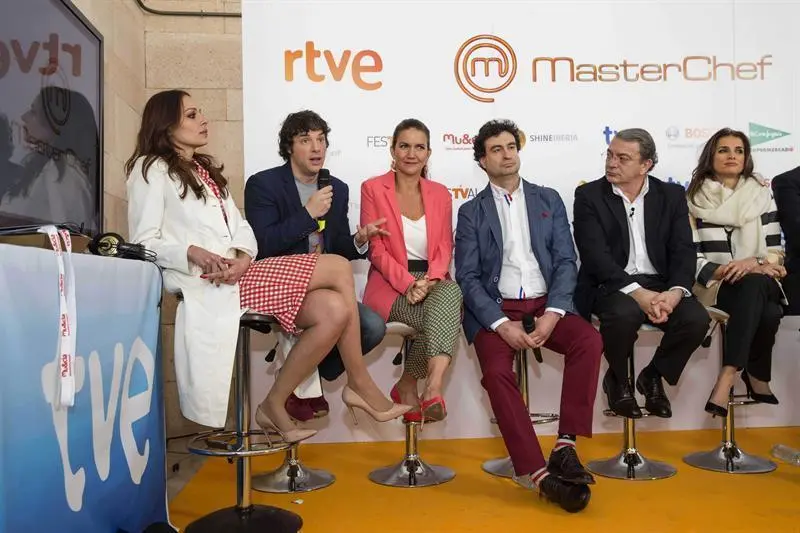 El equipo de Masterchef ha presentado su nueva temporada, que tiene como principal novedad la inclusión de una bodega.