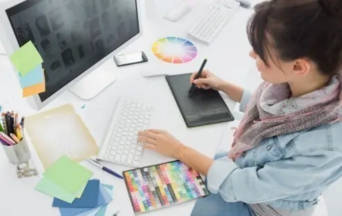 Galiciaé y Aprendum te facilitan convertirte en diseñador gráfico