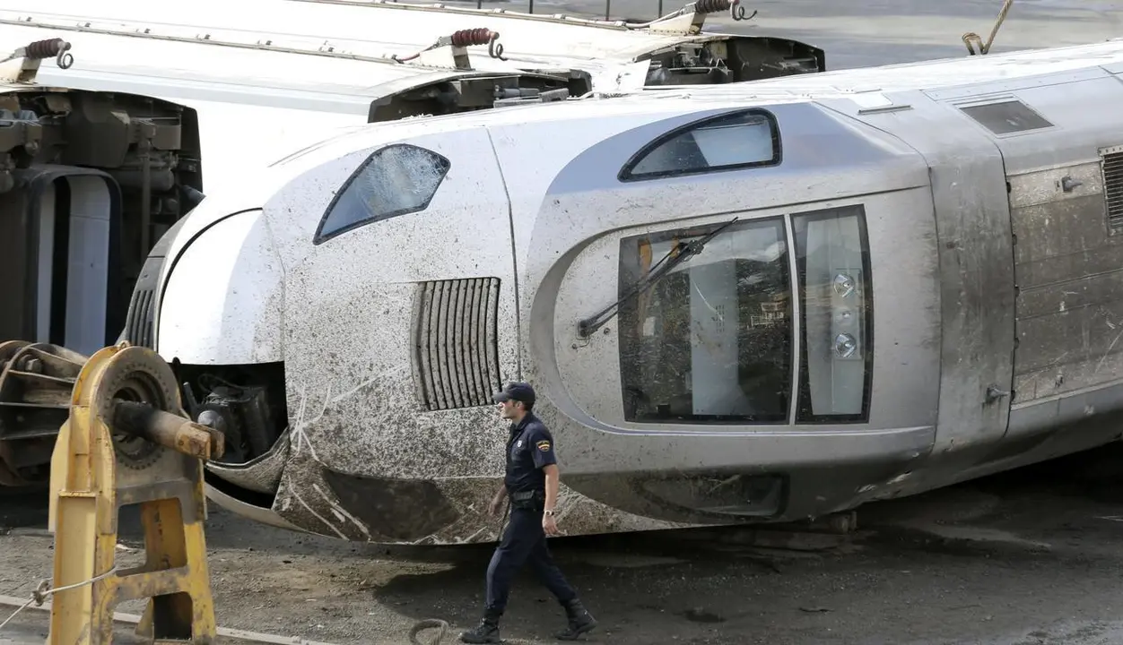 Restos del Alvia trasladados a A Escravitude