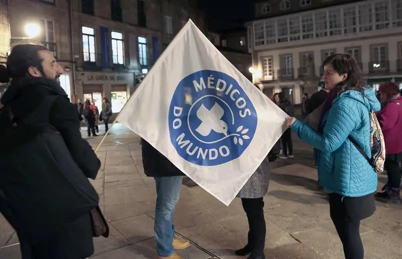 Santiago, en apoyo de los refugiados