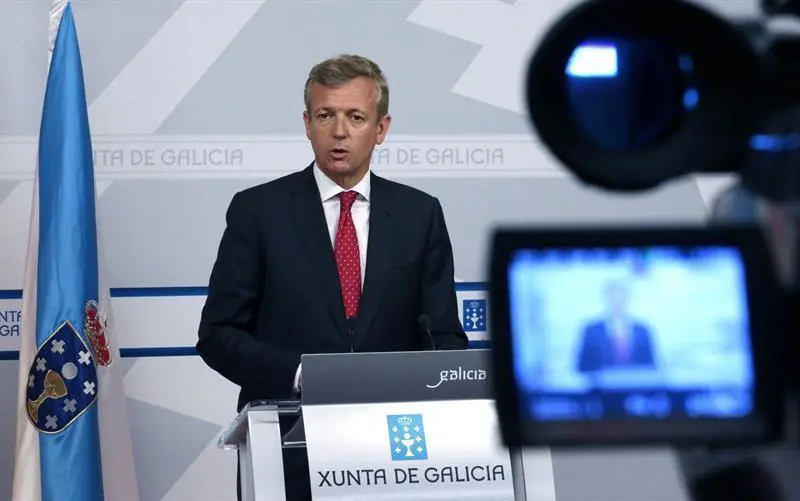 El vicepresidente de la Xunta y presidente del PP en Pontevedra, Alfonso Rueda, durante una rueda de prensa