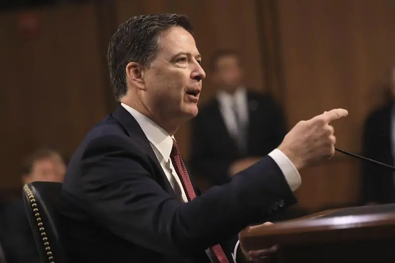 El exdirector del FBI James Comey testifica ante el Comité de Inteligencia del Senado de EE UU