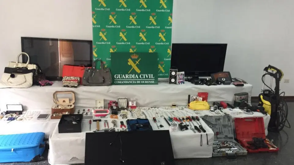 Objetos robados recuperados por la Guardia Civil.DP