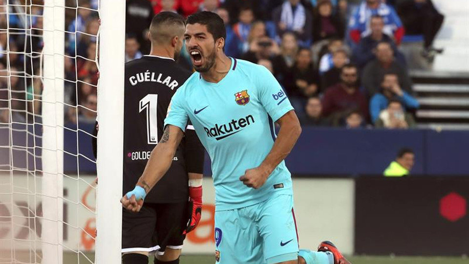 Luis Suárez celebra un gol. KIKO HUESCA (EFE)