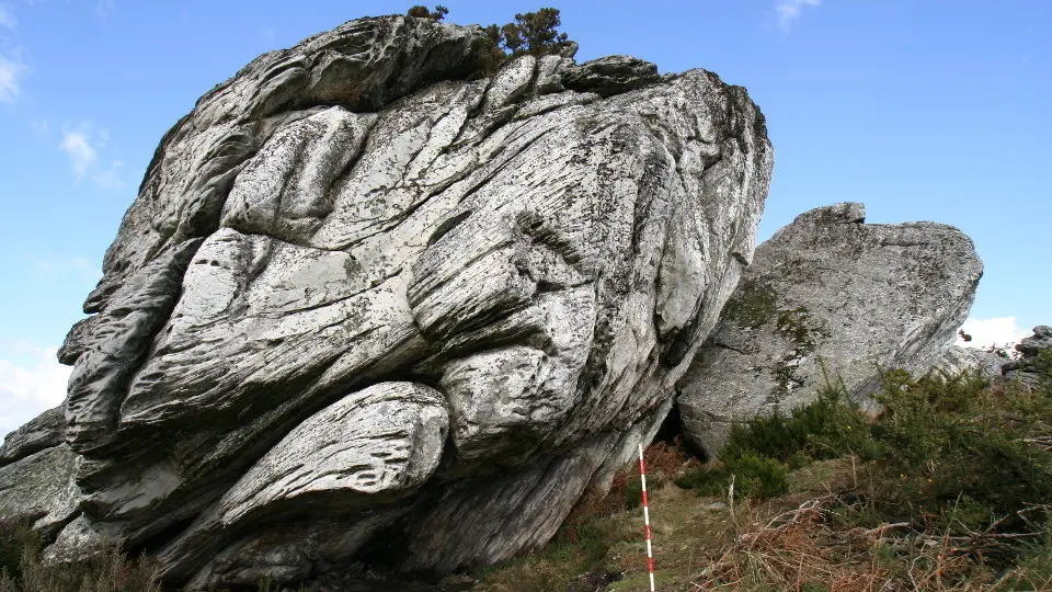Abrigo de Pena Grande, en Santaballa. CRISTINA PÉREZ