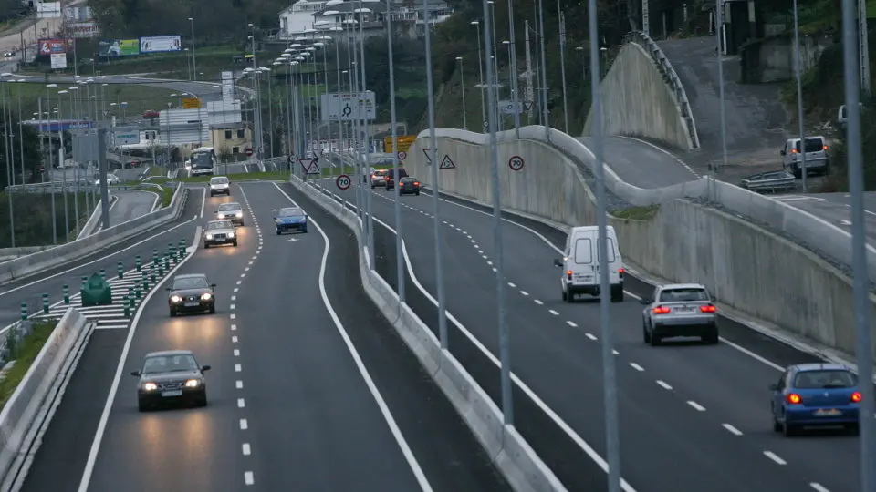 Tr&aacute;fico en Lugo. XES&Uacute;S PONTE