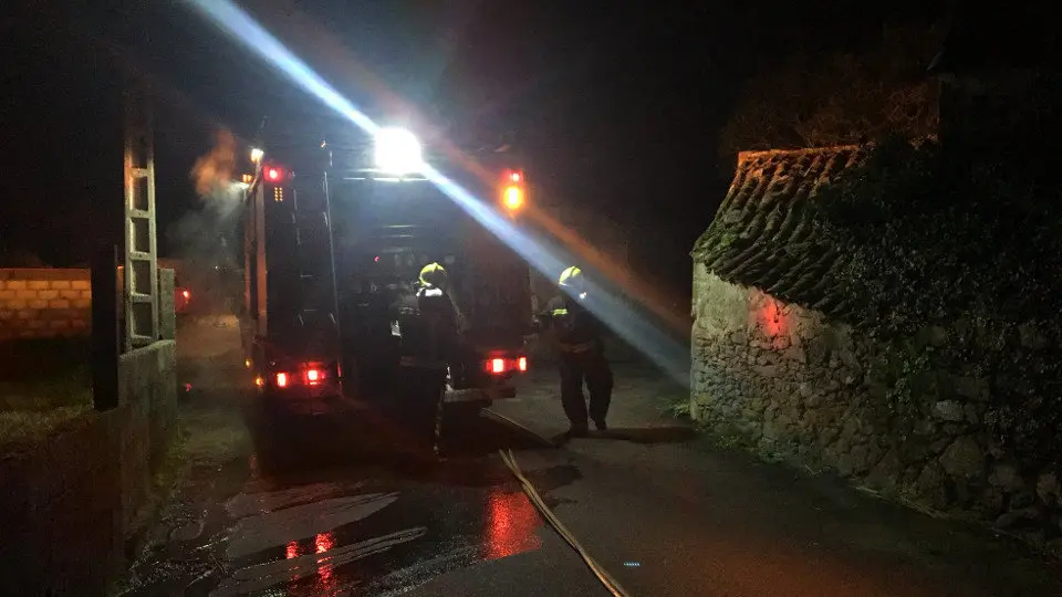 Incendio en una vivienda de O Grove