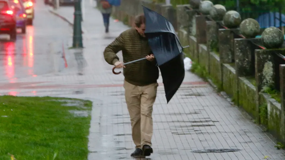 Fuertes lluvias en Pontevedra. GONZALO GARCÍA