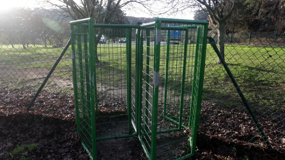 Uno de los puntos de acceso al área de descanso. DAVID FREIRE