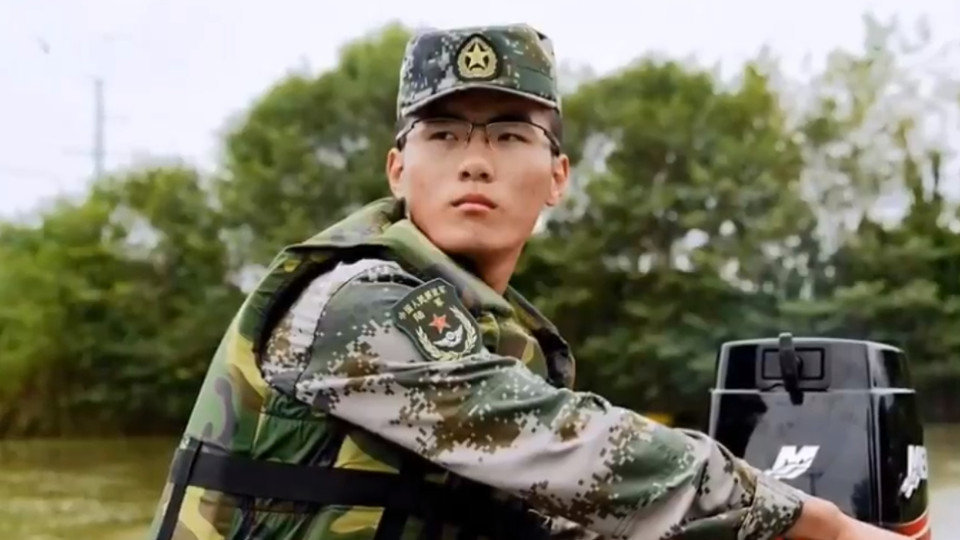 Qiang Tianlin, soldado chino que busca a su salvador. EP