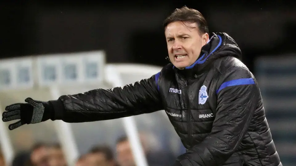 Cristóbal Parralo, durante el partido disputado en Anoeta. JUAN HERRERO (EFE)