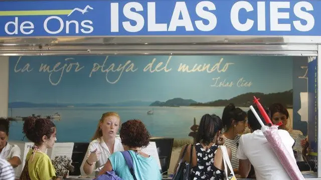 Afectados por el sobreaforo el verano pasado en las navieras que viajan a las Cíes. EFE