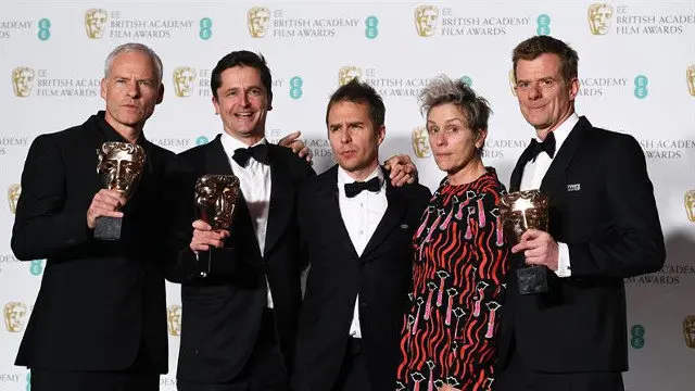 Parte del equipo de 'Tres anuncios en las afueras'. ANDY RAIN (EFE)