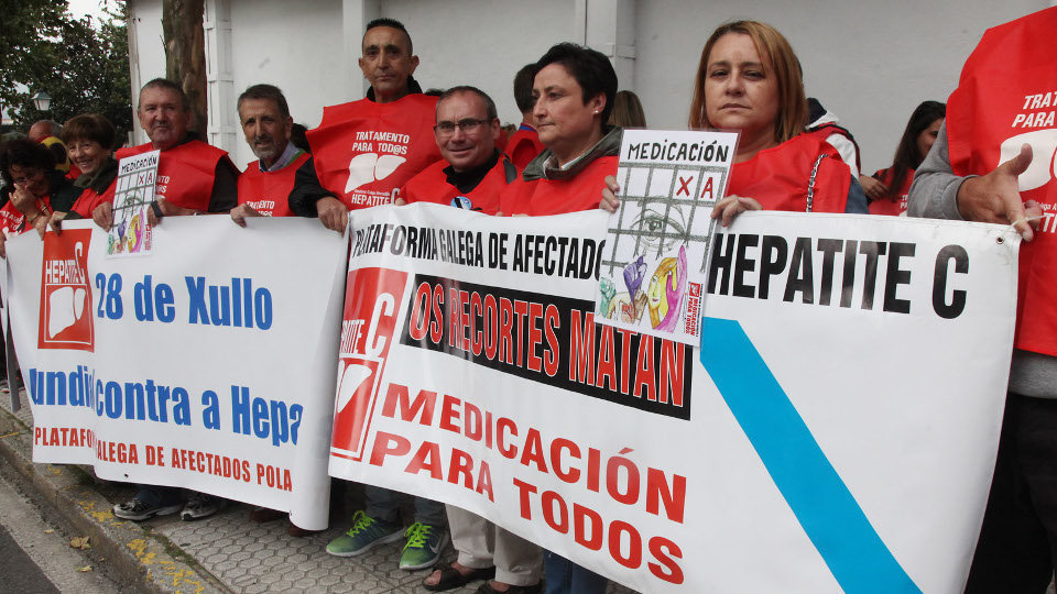 Membros da Plataforma Galega de Afectados pola Hepatite C. PEPE FERRÍN