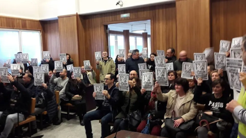 Protesta de los funcionarios de justicia de A Parda.DP