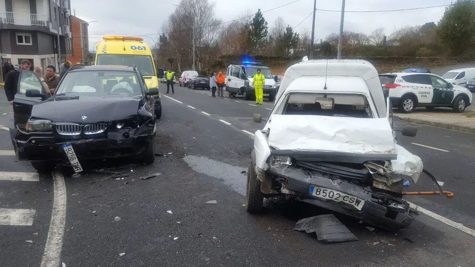 Los vehículos implicados en el accidente. EP