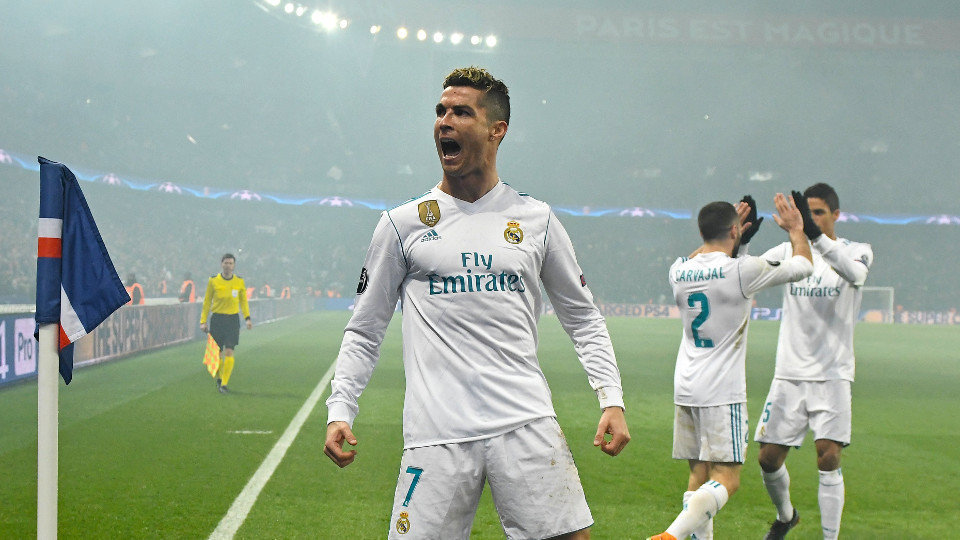 Cristiano Ronaldo celebra su gol. CHRISTOPHE PETIT TESSON