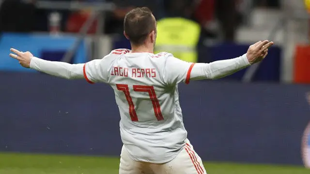 Aspas celebra su gol ante Argentina. JAVIER LIZÓN