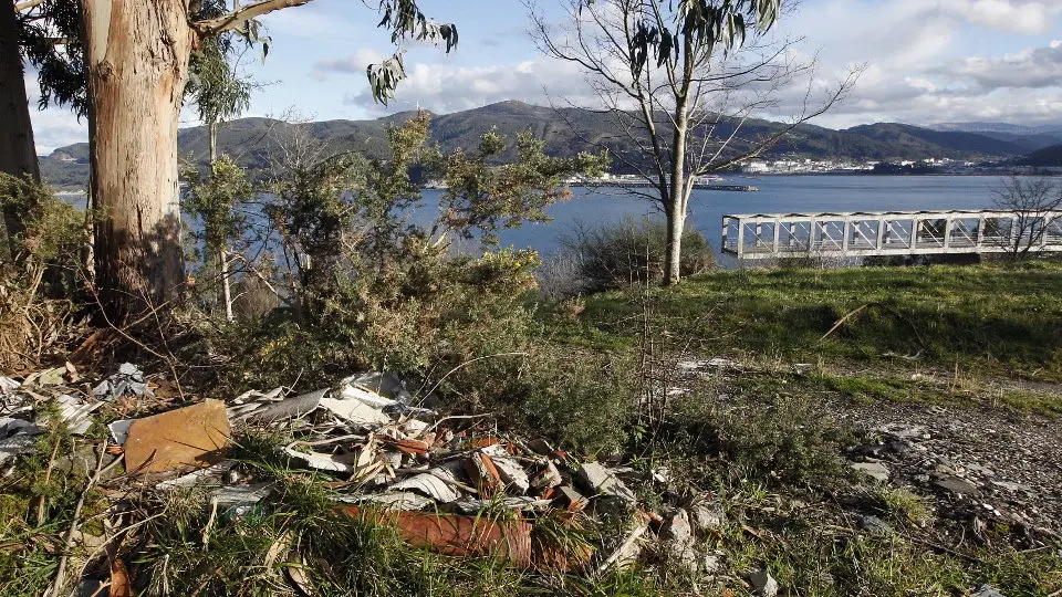 Vertedoiro incontrolado na Ínsua. ÁLVEZ