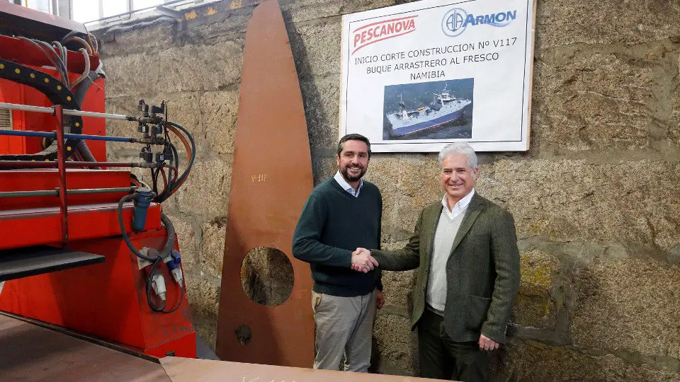 Santiago Martín, de Astilleros Armon, y David Troncoso, de Pescanova. EP