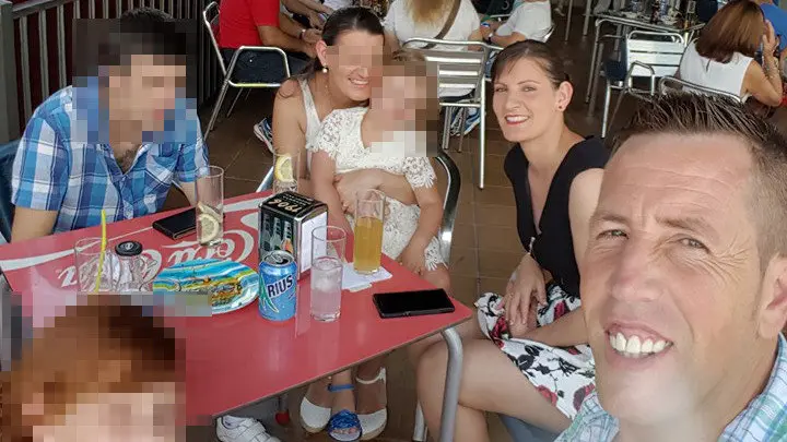 El Chicle, su mujer y su cuñada portada pixelada