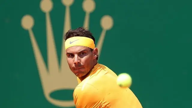 Rafa Nadal durante la semifinal monegasca. EFE