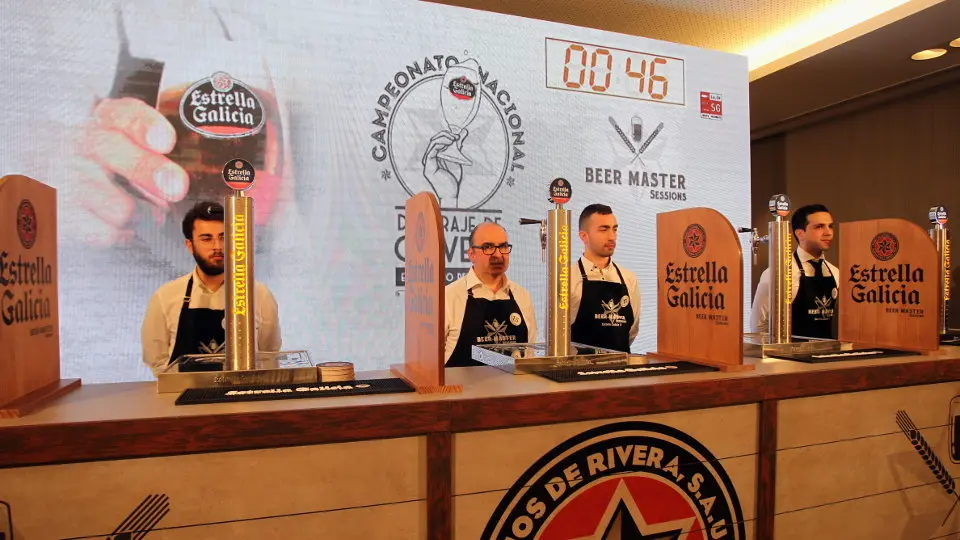 Particiapantes del campeonato, en el Méndez Núñez.VICTORIA RODRÍGUEZ