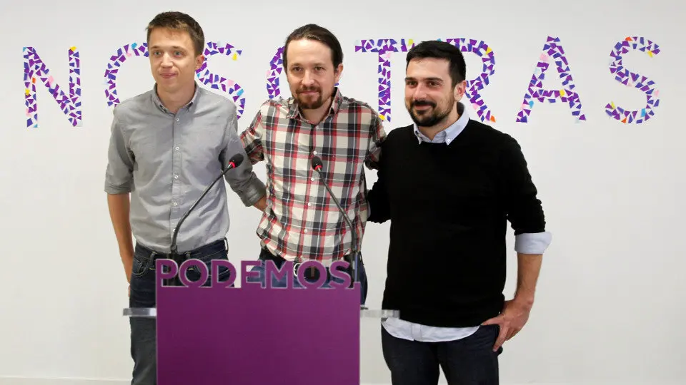 La polémica foto de Podemos que generó la polémica. NICOLÁS RODRÍGUEZ (EFE)