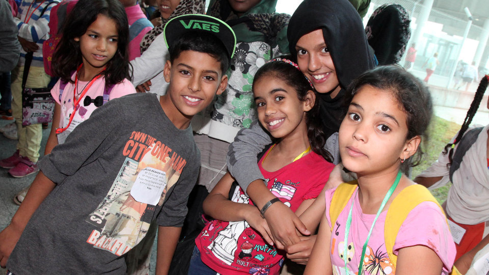 Foto de archivo de varios niños llegados en 2012 con el programa 'Vacacións en paz'.AEP