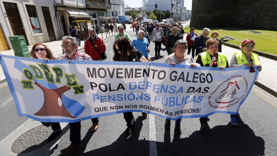 Manifestación en Lugo dos pensionistas. SEBAS SENANDE