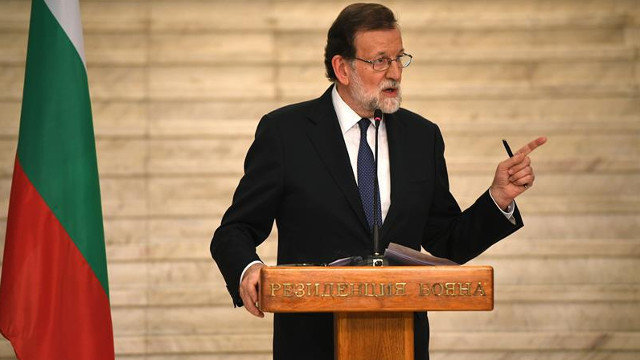 O presidente do Goberno, Mariano Rajoy, este martes en Sofia. VASSIL DONEV (EFE)