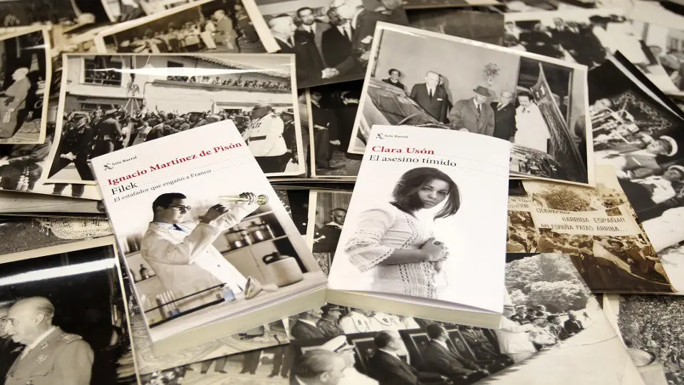 El ambiente franquista es el escenario en el que se mueven las historias de estas dos novelas. RAFA FARIÑA