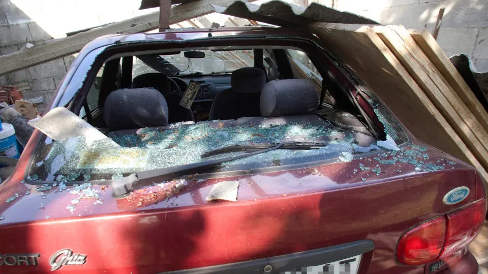 Un coche destrozado. SALVADOR SAS