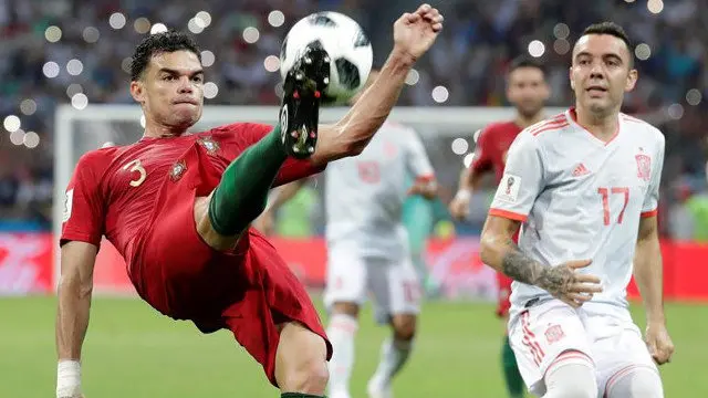 Pepe e Iago Aspas. EFE