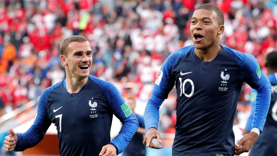 Griezmann y Mbappé. LAVANDEIRA JR