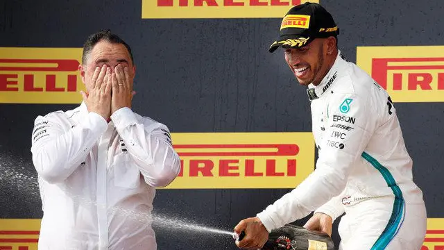 Hamilton celebra su victoria. EFE