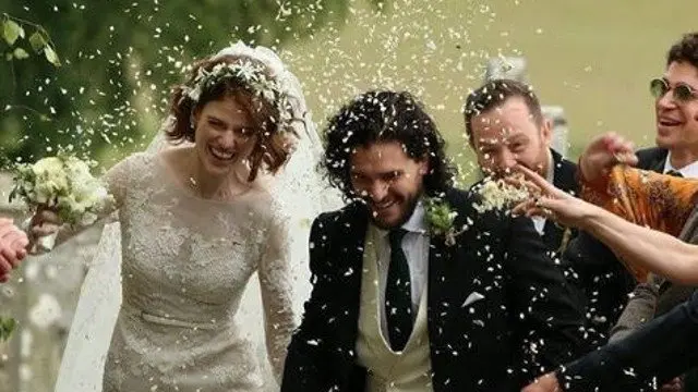 Imagen de la pareja durante la boda. INSTAGRAM