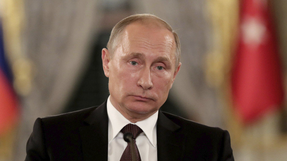 Vladímir Putin. TOLGA BOZOGLU (EFE)