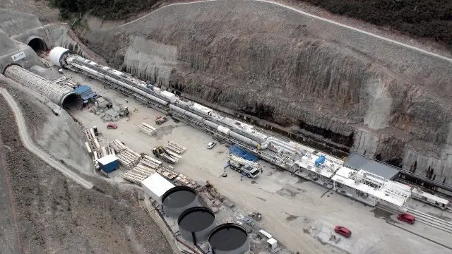 Obras del AVE en el túnel de Bolaños. ARCHIVO