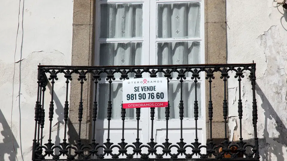 Anuncio de una vivienda a la venta. PEPE FERRÍN (AGN)