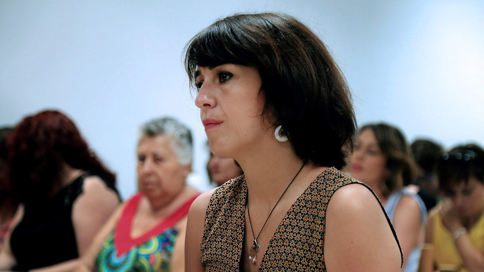 Juana Rivas, en el Juzgado de lo Penal 1 de Granada. EFE